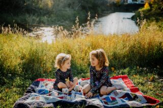 I adore these people, ADORE! I love our annual sessions together and even just prepping these photos for a post brings a big smile to my face. I'm so fortunate to work with the most incredible people year after year!